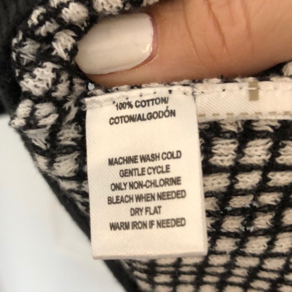 Ann Taylor LOFT Lightweight Sweater - Picture 4 of 5